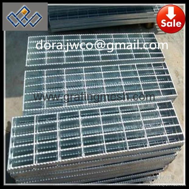 hot dip galvanized steel walkway grating 4