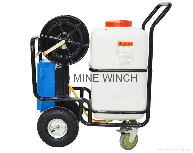 60L large battery power orchard sprayer with wheels 3