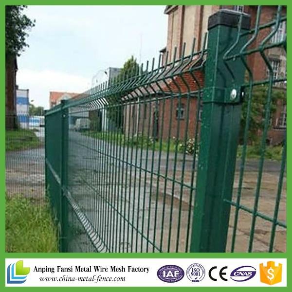 green pvc coated welded wire mesh fence panels(China supplier)