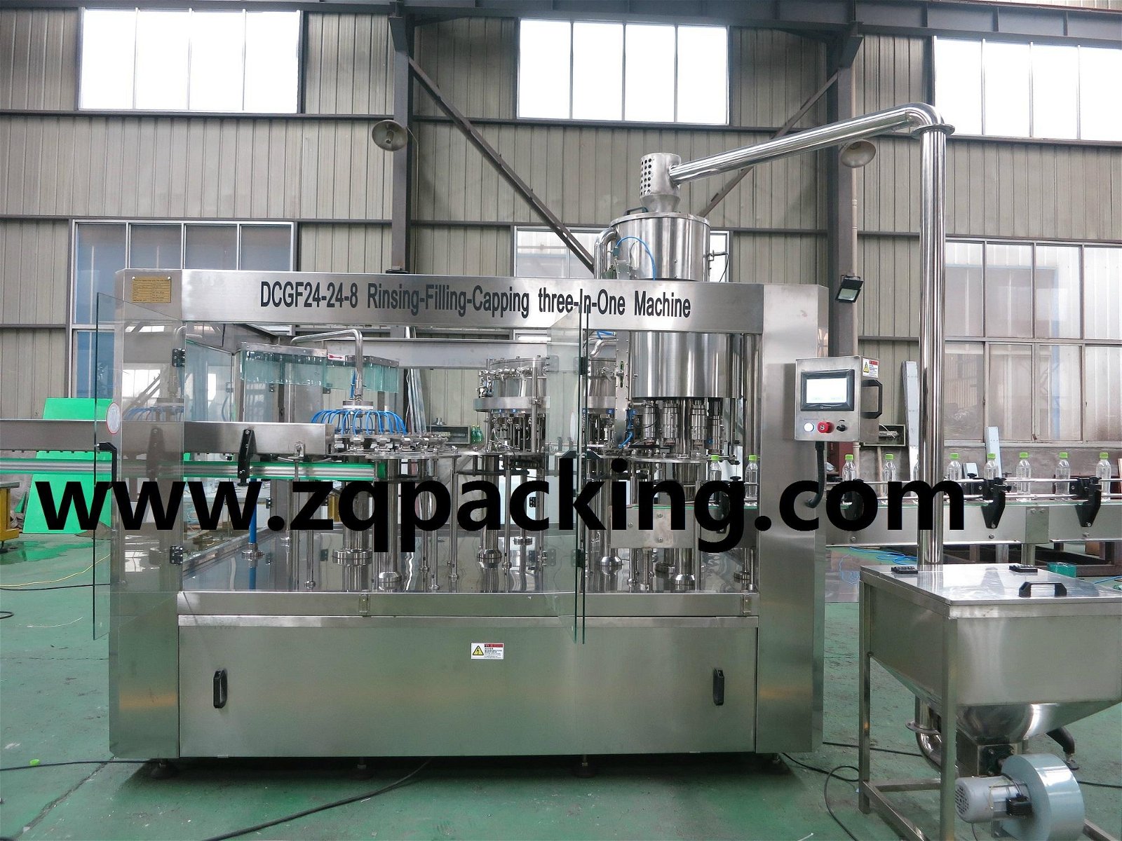 DCGF40-40-12 Automatic Carboonated Soft Drink 3 in 1 Filling Machine 2