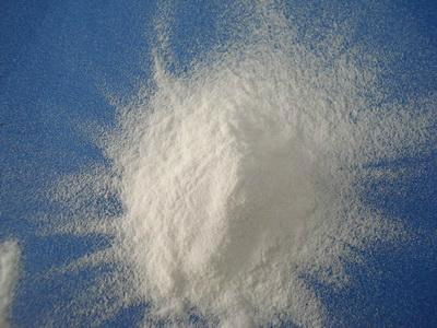 White fused alumina powder for polishing.