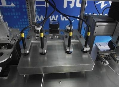 UV點膠烘乾檢測分選AOI自動測試一體機 3