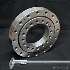 High rigidity type crossed roller bearing XU050077