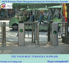 Semi-automatic tripod turnstile for