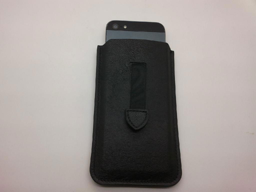 Real Leather Flip Case for iPhone 4 and iPhone 5 Cheap Price