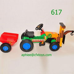 chinese toy car kids electric plastic ride on car mini trailer crane 617