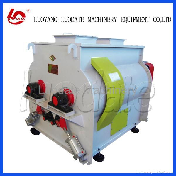 Excellent quality double shaft poultry feed mixer 2