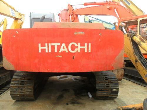 HITACHI EX220 EXCAVATOR 4