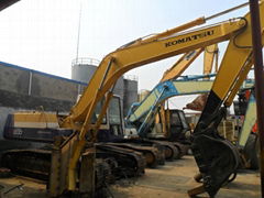 KOMATSU PC200 EXCAVATOR