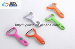 Plastic Peeler Vegetable Peelers