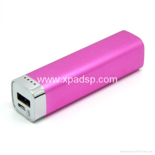 Lipstick Power Pack External Battery Charger For Mobile iPhone Samsung 4