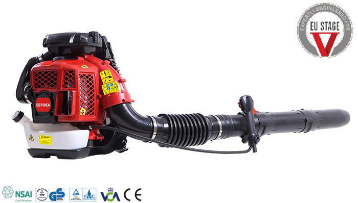 Garden sweeper two-stroke backpack engine blower High Power Snow blower   