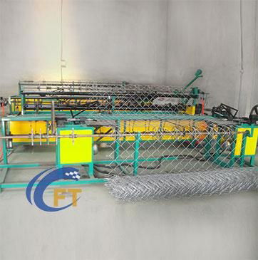 Full Automatic Chain Link Fence Machine 2
