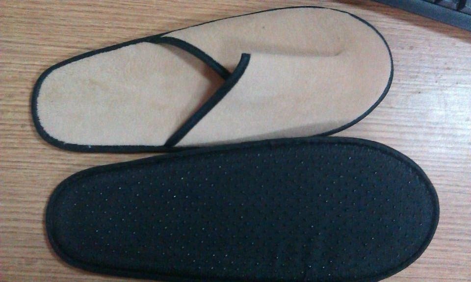 High Quality Hotel Slippers with Anti-slip dots sole 3
