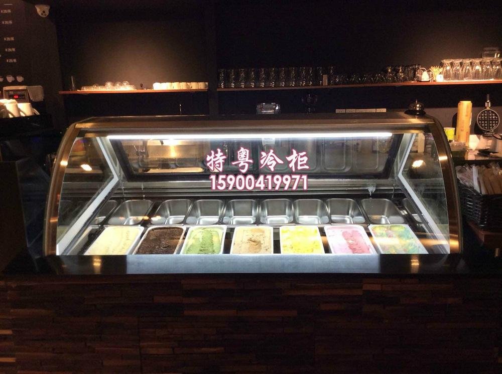 買放冰淇淋的冷凍展示櫃找特粵冷櫃 2