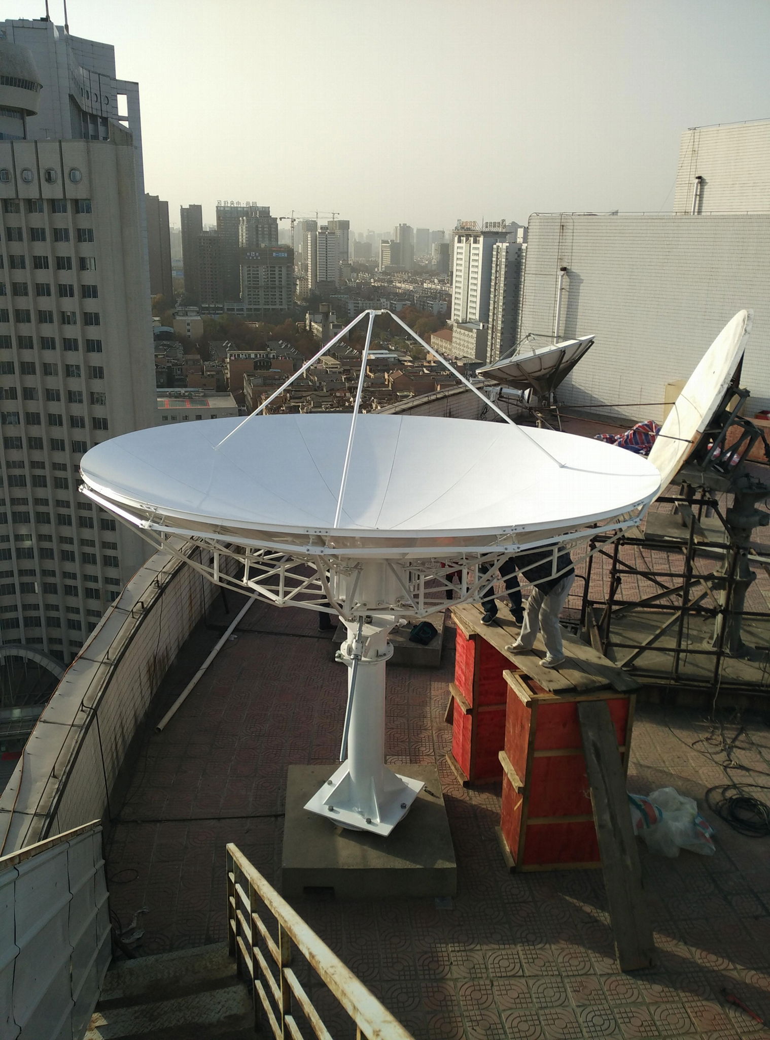 4.5 meter c band tv satellite antenna