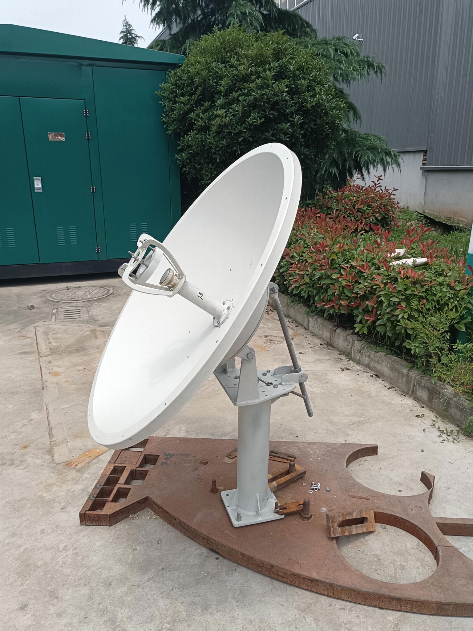 1.2M DBS VSAT antenna