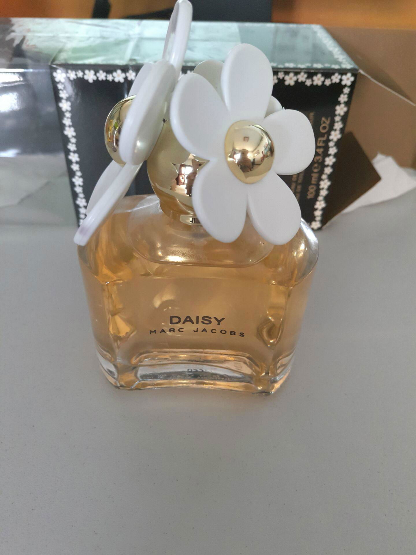 Good smell lady MARC JACOBS Daisy perfume mt725 (China Trading Company) Essential Oil