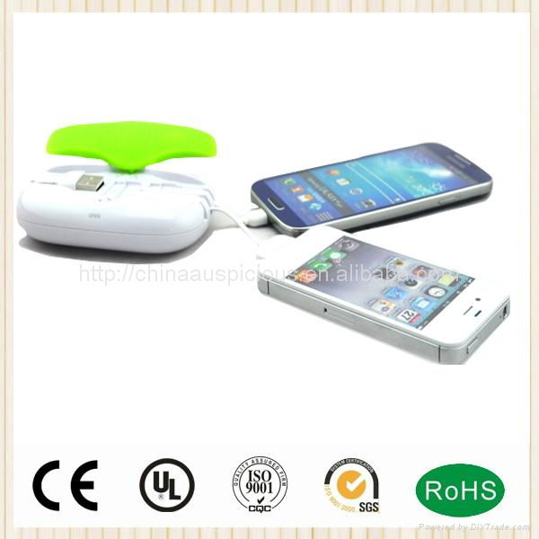 Discount 3 in 1 built-in portable power bank 2