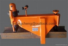 Vertical hydraulic rail bending machine