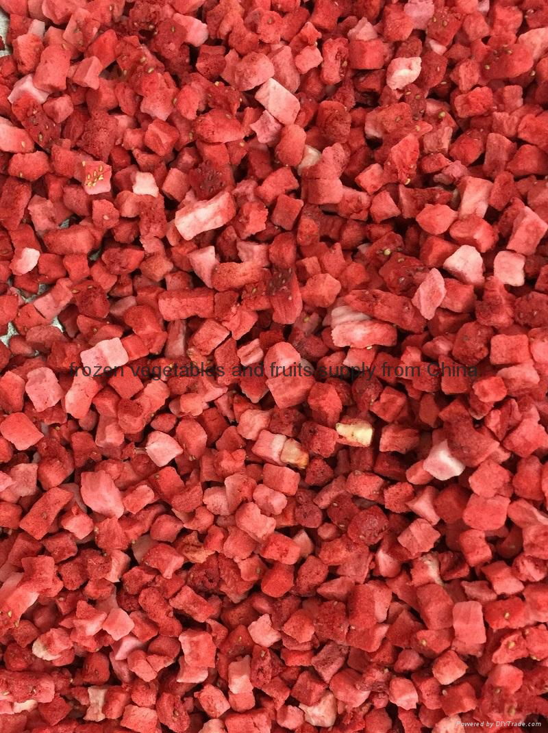 凍乾草莓丁