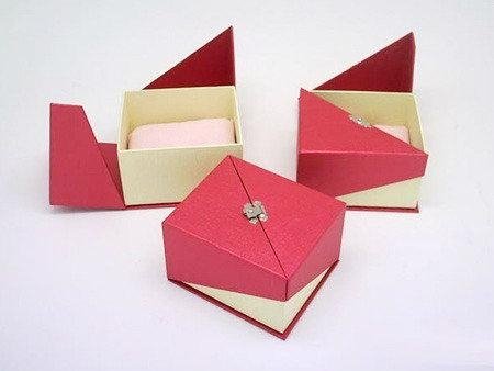 wholesale  custom printed recycled candy packaging paper valentine gift boxes 3