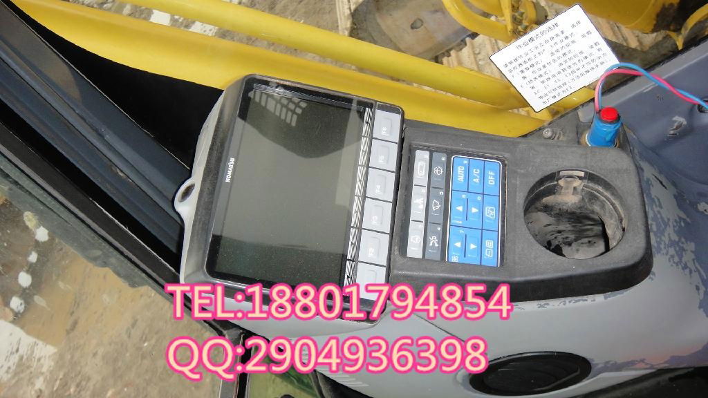 used crawler Komatsu excavator PC200-8  5