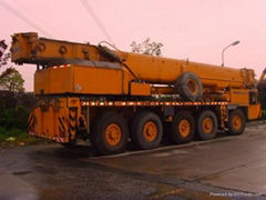 used DEMAG 150t truck crane 