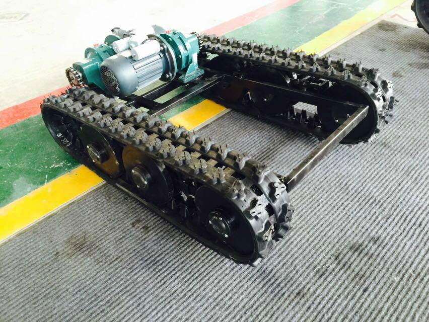  rubber undercarriages whcih can be customized