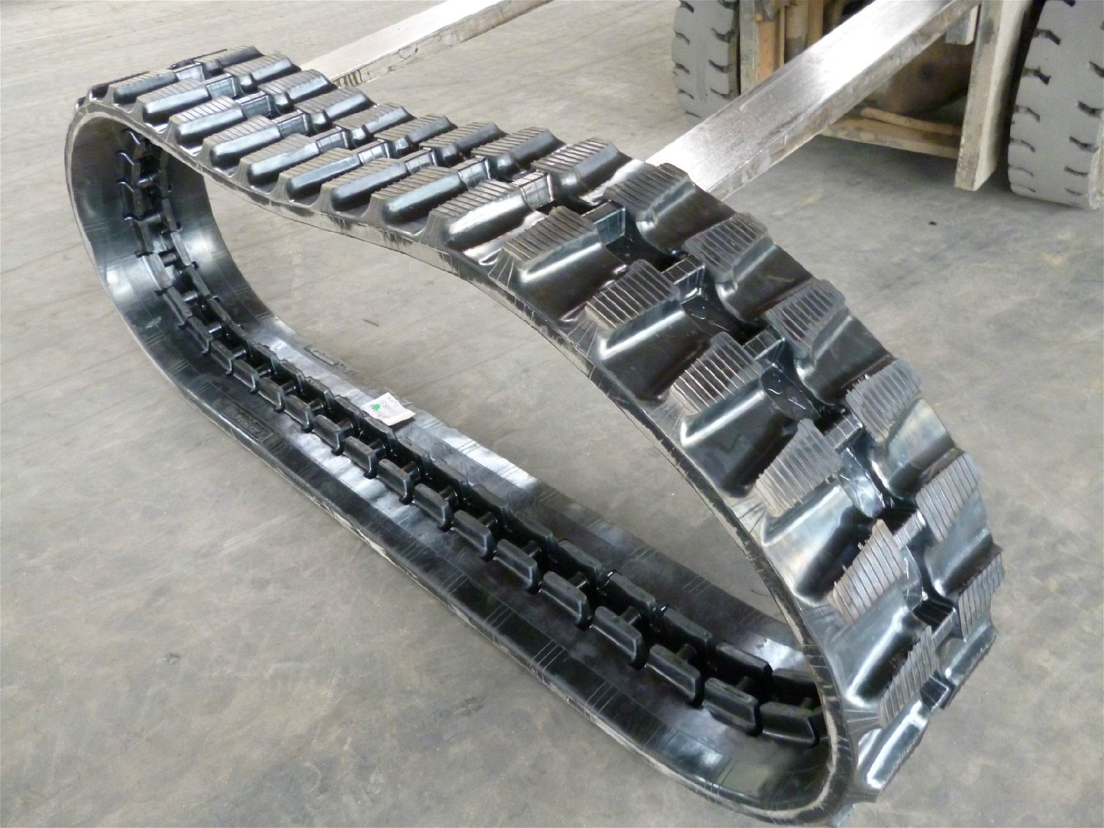 Rubber track 300*109W*41for ECOMAT EB25.4 excavator