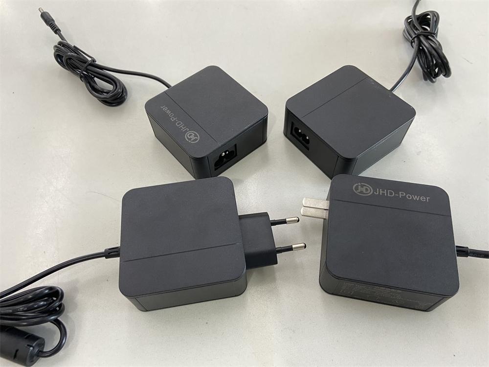 65W TYPE-C PD Power Adapter with UL KC PSE BIS 2