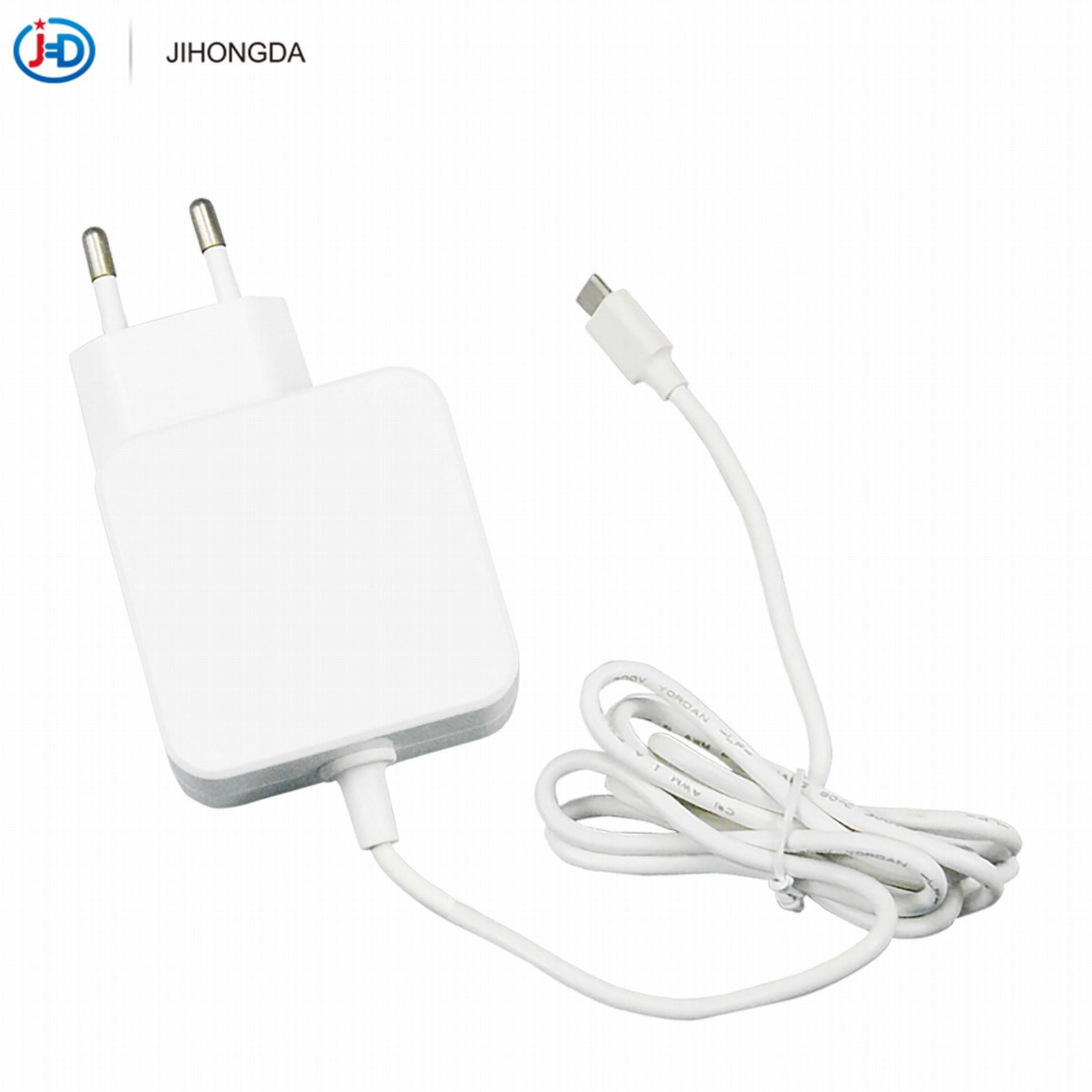 30W TYPE-C PD Power Adapter with CE 4