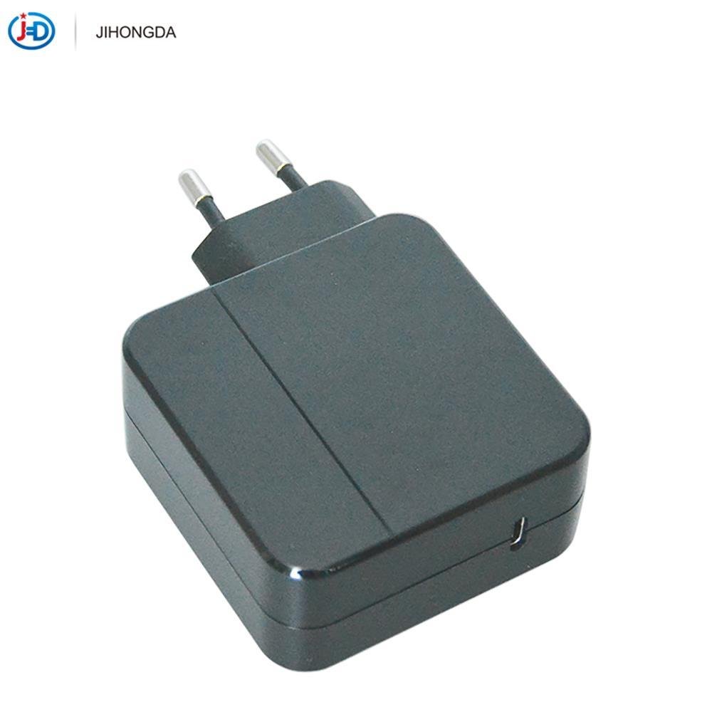 45W Type-C PD Charger with CE 5