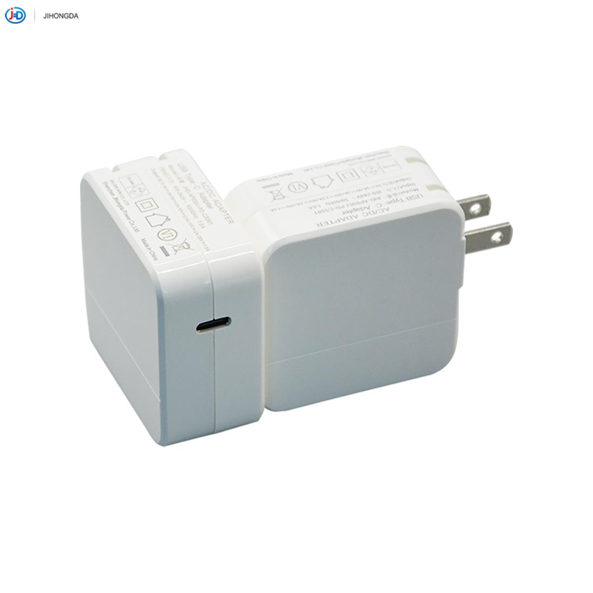 30W TYPE-C PD Charger with UL FCC PSE 5