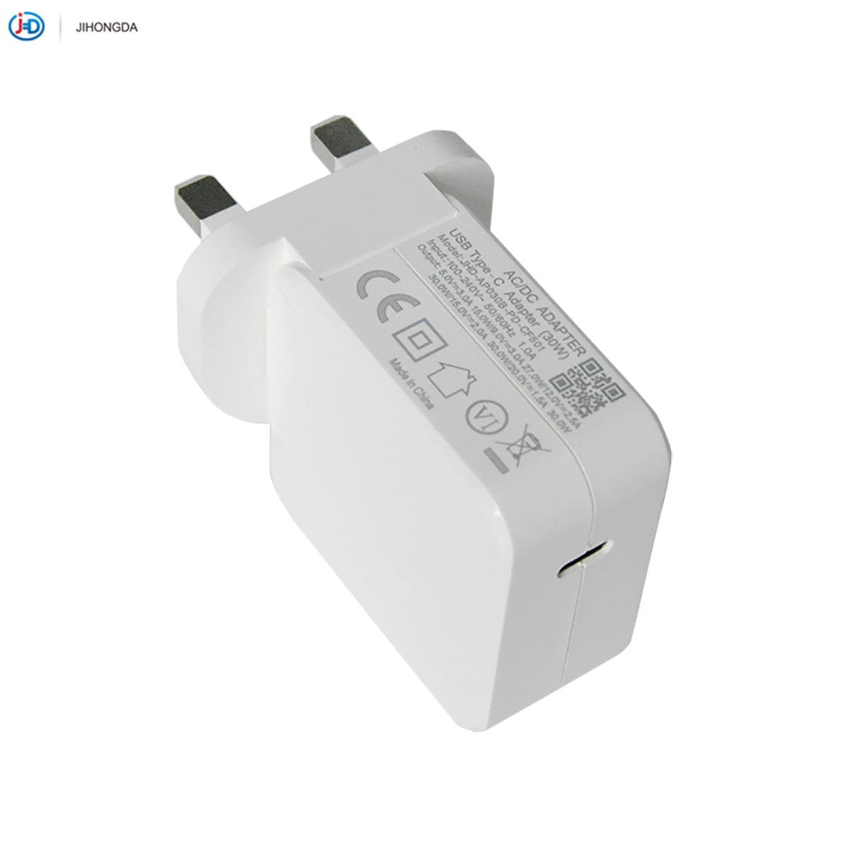 30W TYPE-C PD Charger with CE UKCA 3