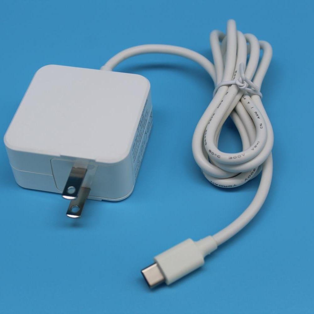 30W TYPE-C PD Power  Adapter with UL FCC PSE 4