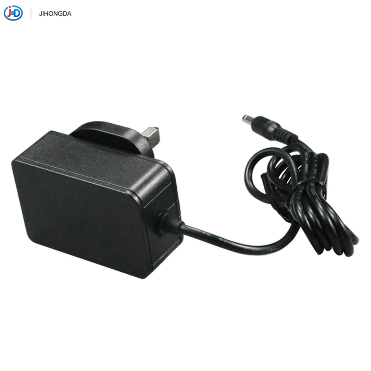 5V2.5A Switching Power Adapter with CE UKCA 3