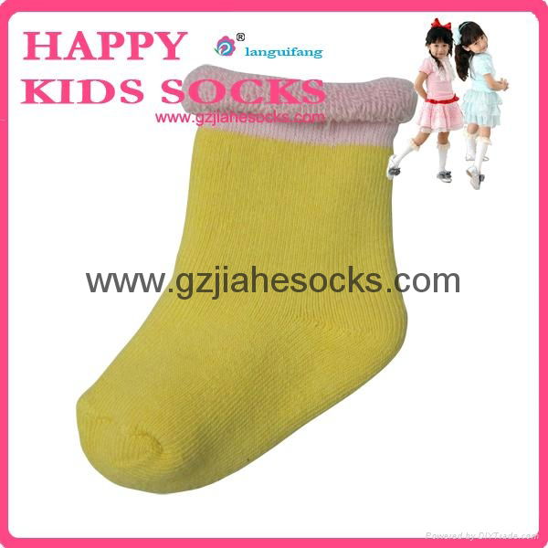 New Design Solid Color Anti-slip Knitting Socks Baby Slipper Socks 2