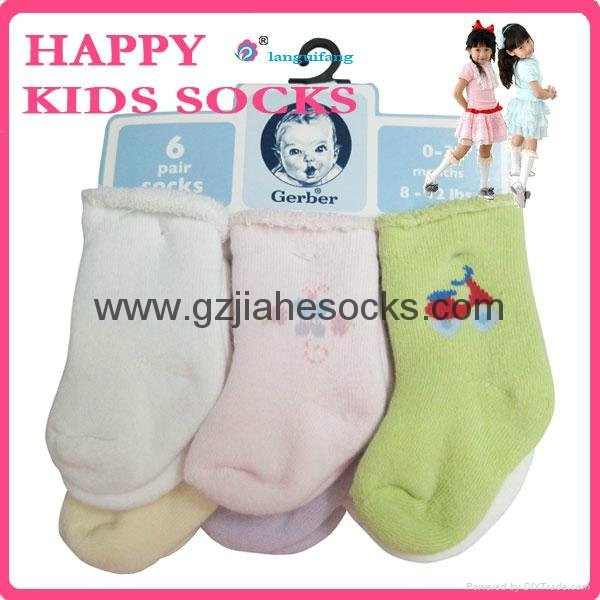 New Design Solid Color Anti-slip Knitting Socks Baby Slipper Socks 3