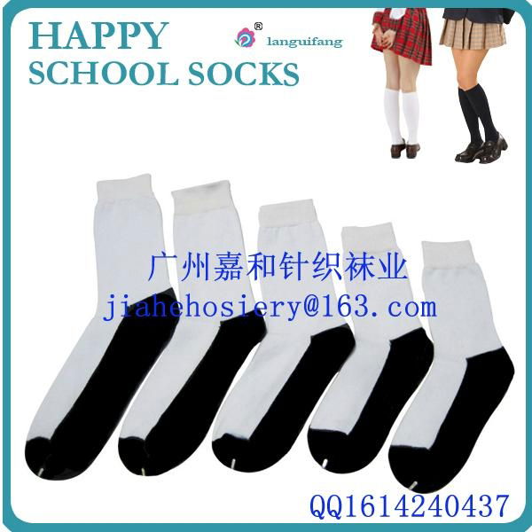 中国袜厂定制学校袜子出口到非洲市场