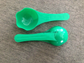 ood Design Plastic Pet Food Spoon with clip Dog Measuring Spoon