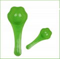 ood Design Plastic Pet Food Spoon with clip Dog Measuring Spoon