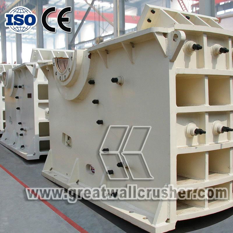 Jaw crusher machine design for 300 tph crushing plant