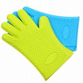 Heat resistant microwave oven silicone gloves