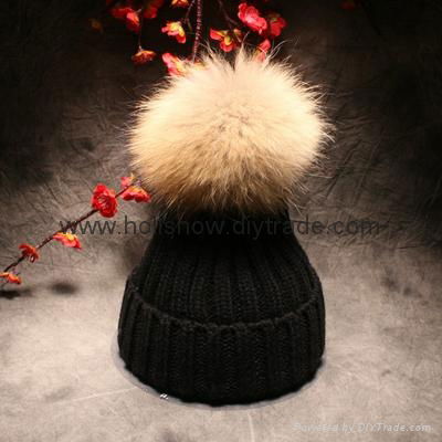 Hot Selling Plain Knitted Women Winter Real Racoon Fur Pom Pom Beanie Hat Cap 2