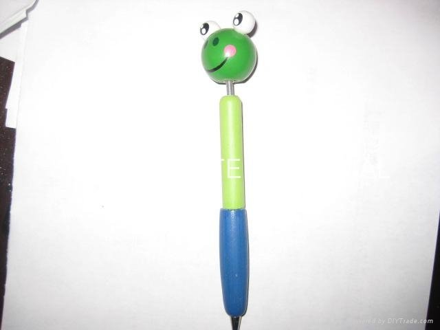  wooden cartoon ballpoint pen 2
