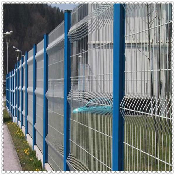 PVC coated white welded mesh fence ( factory and ISO9001 Production ) 2