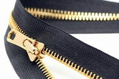 zipper and raw material