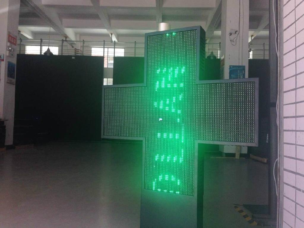 p10 outdoor green led display 2