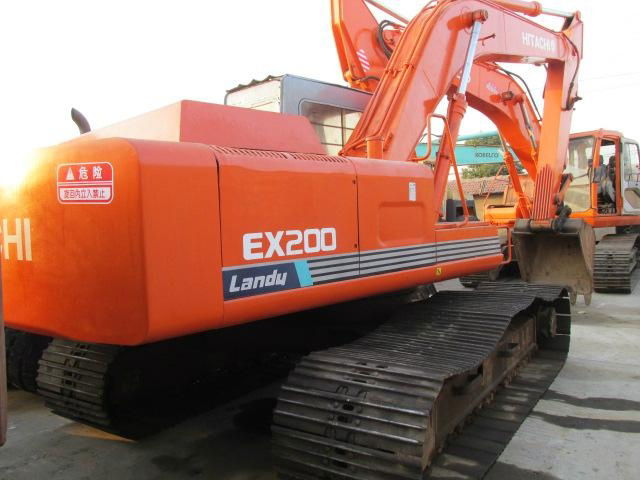 Used HITACHI Excavator EX200 in good condition 3